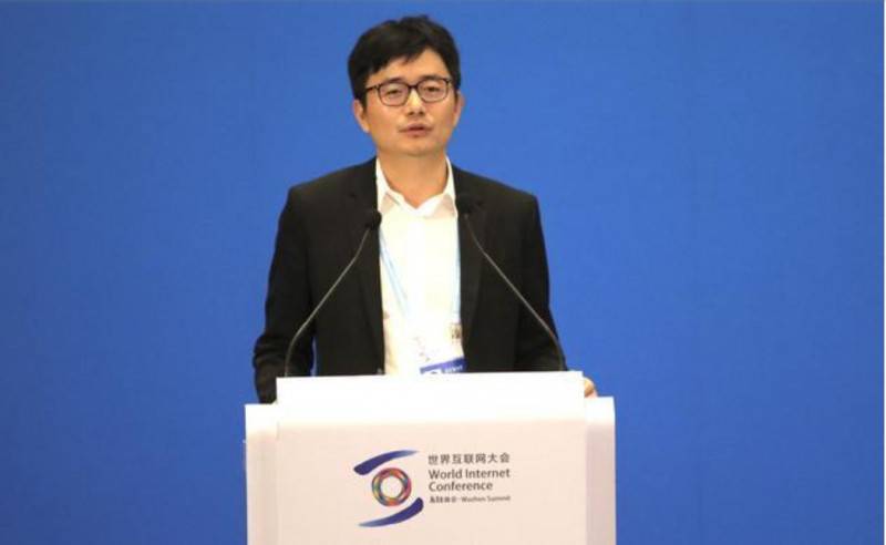 ��һ����(bi��o)��(zh��n)���O(sh��)����ǙC(j��)���� Ҫ��AI�����