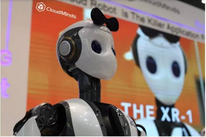 達闥科技攜全新云端智能柔性機器人XR-1亮相MWC