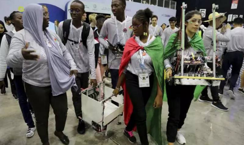 �ϰݣ��h(hu��n)�����Ǵ��M�C���˼��g�ںϵ���÷���