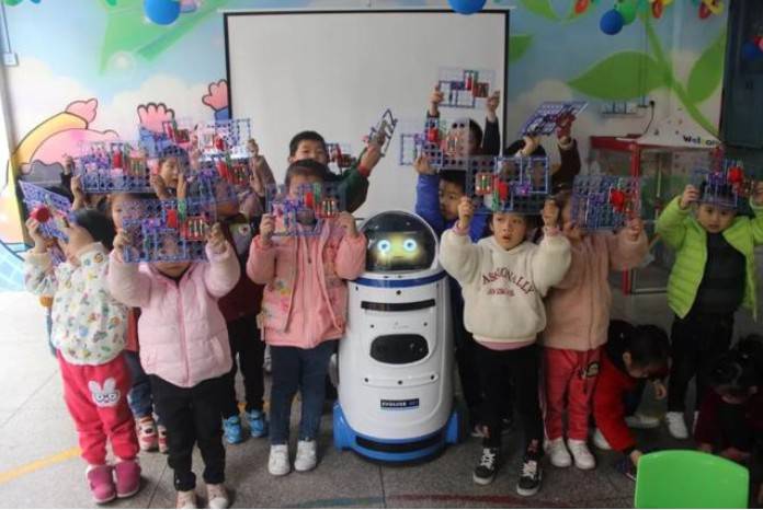 人工智能機(jī)器人賽道的 2019,投資人謹(jǐn)慎出手,等待場(chǎng)景落地拐點(diǎn)