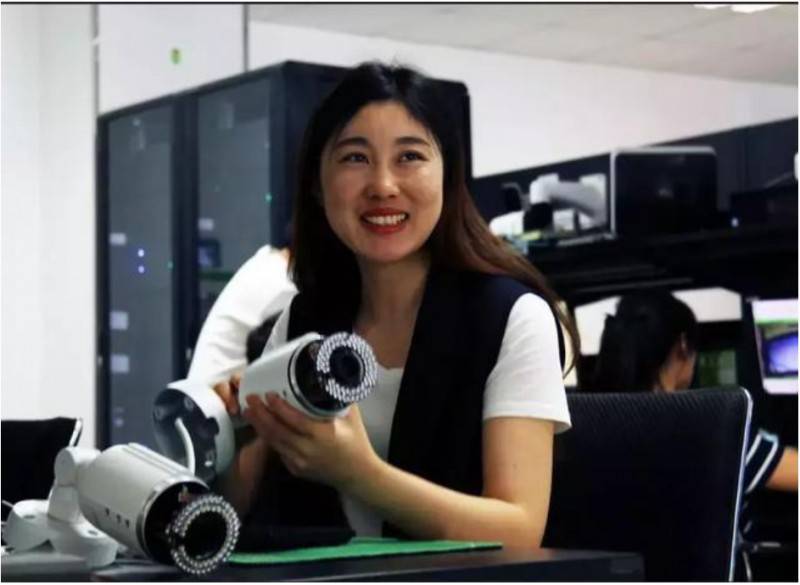 全國首張人工智能職稱證書頒發