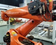 KUKA�쿨�C�����ŷ��R�_���S�S��